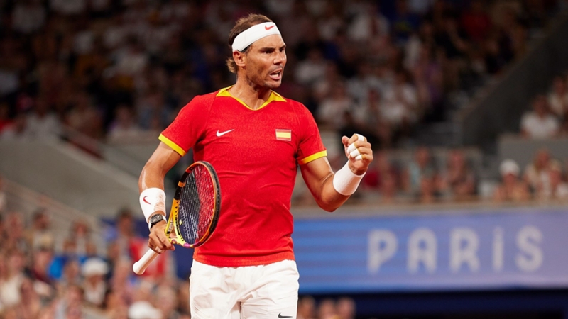 Rafael Nadal retires at the Davis Cup after he loses and Spain is eliminated