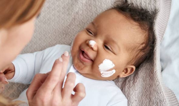 4 chemicals to avoid when buying baby products