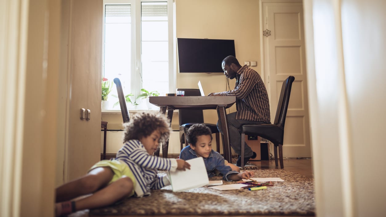 Staying At Home With Children Is More Stressful Than Going To Work – Study Reveals